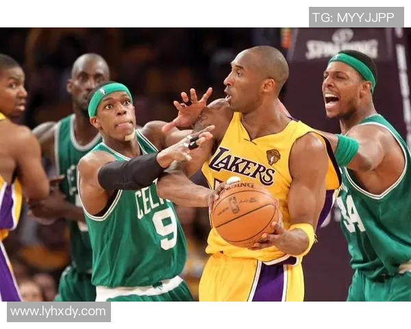 巴列卡诺与巴塞罗那B的精彩对决引发球迷热议与期待